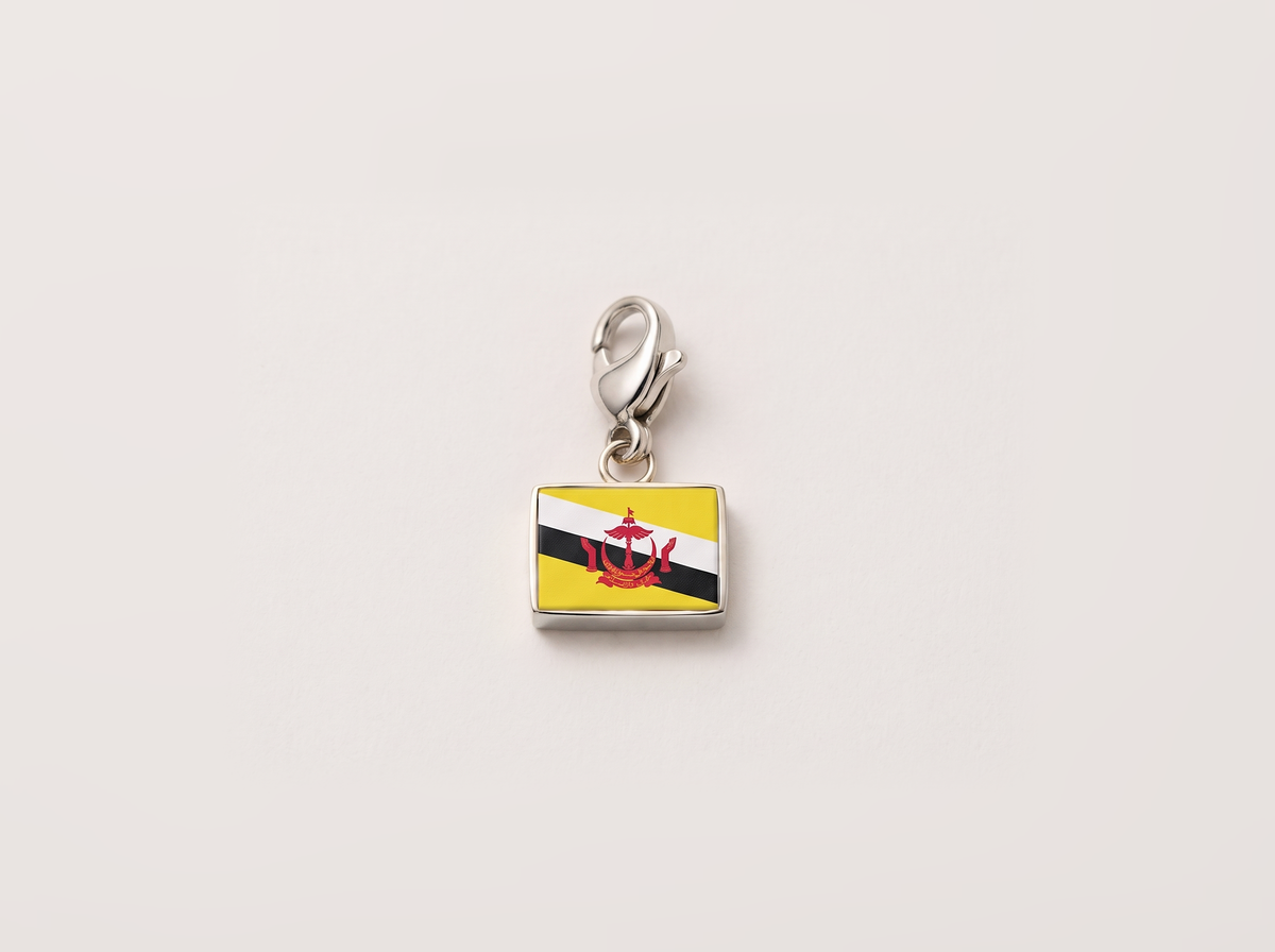 Brunei flag charm, silver