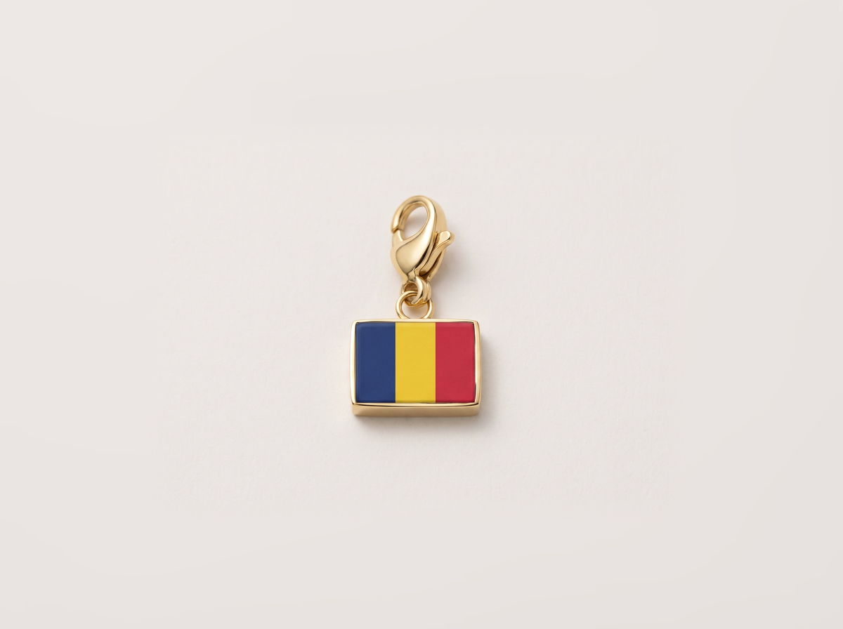 Chad flag charm, gold