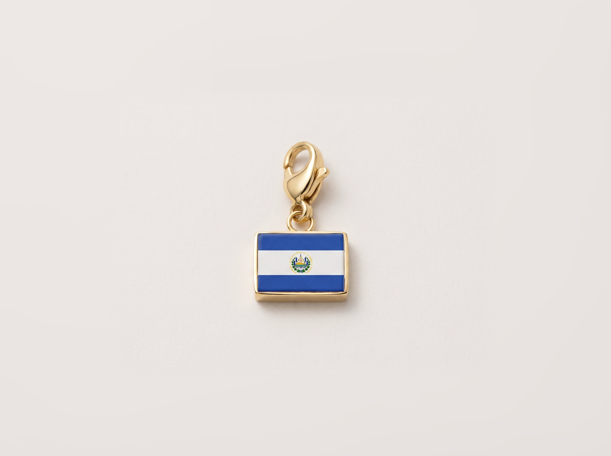El Salvador flag charm, gold