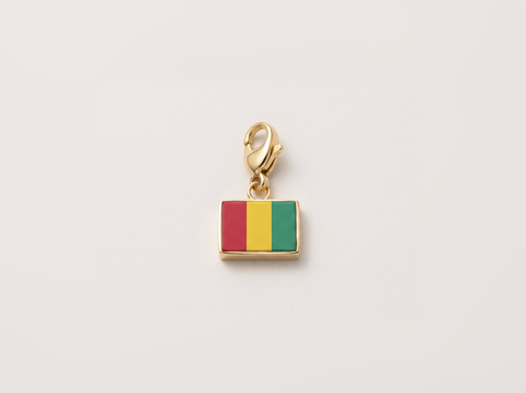 Guinea flag charm, gold