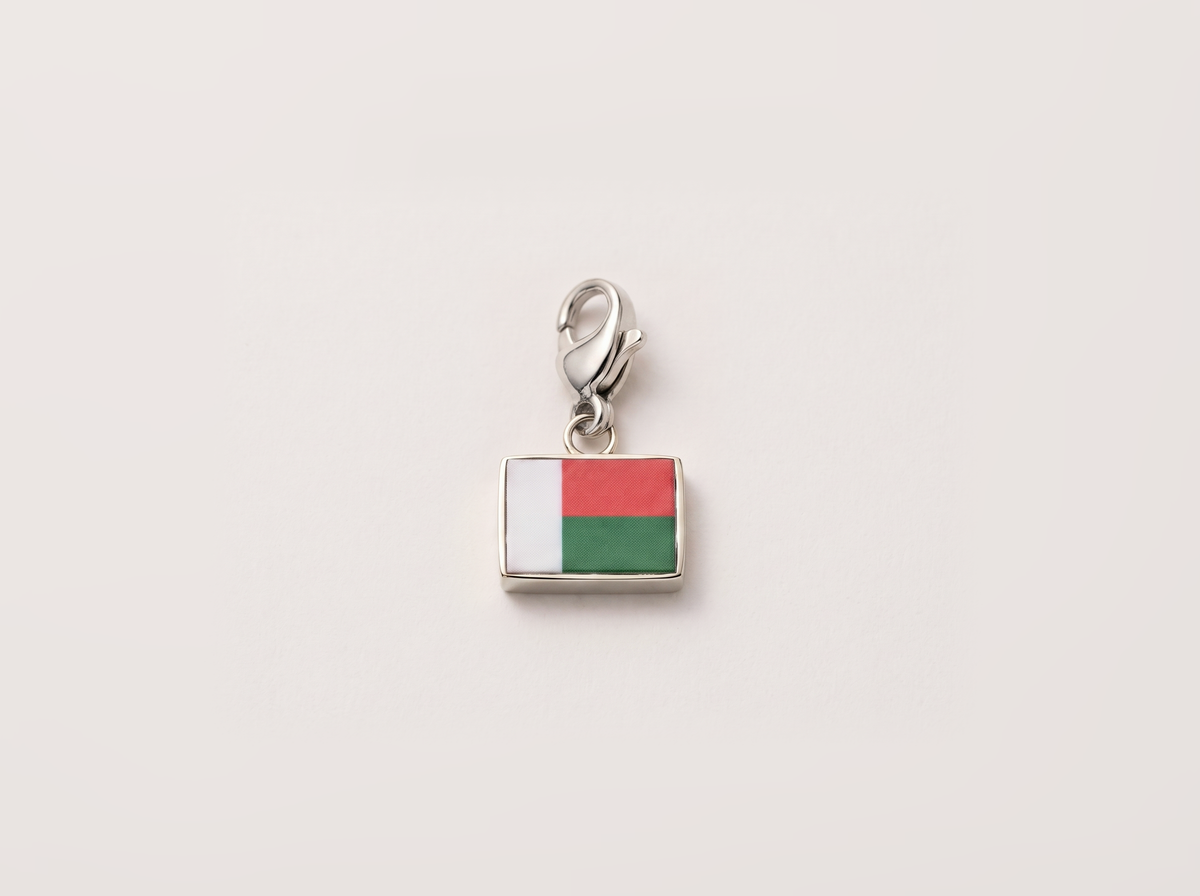 Madagascar flag charm, silver