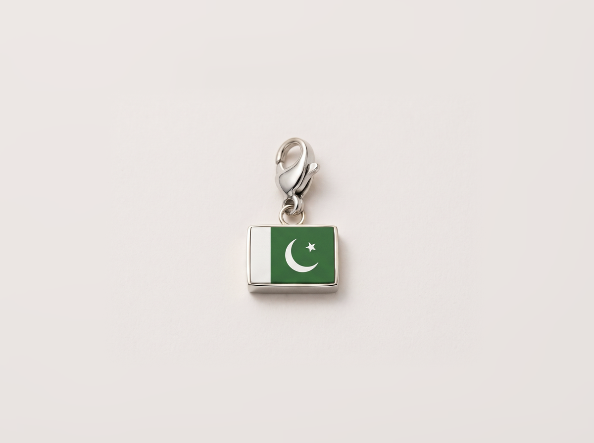 Pakistan flag charm, silver
