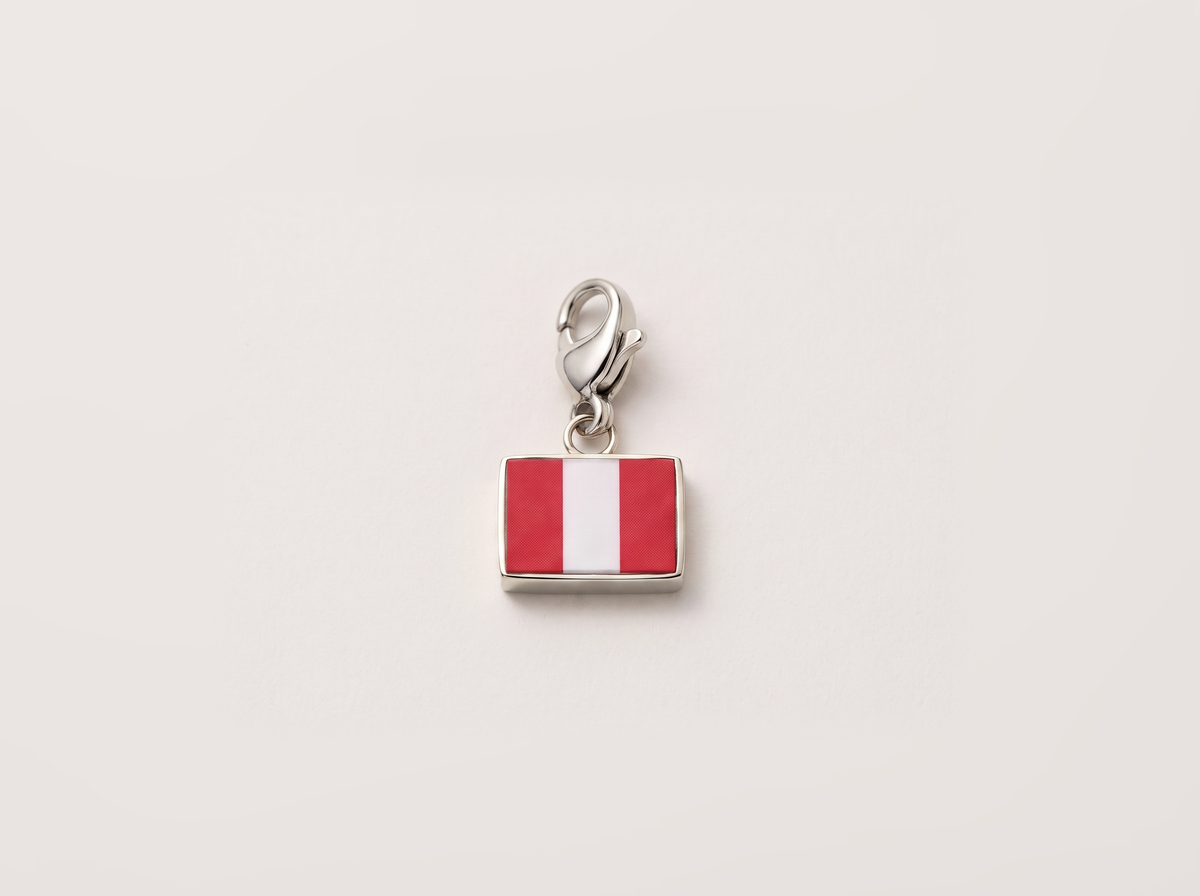 Peru flag charm, silver