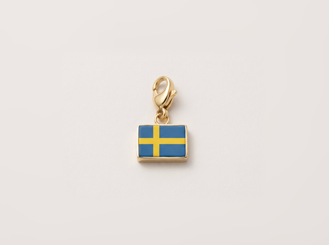 Sweden flag charm, gold