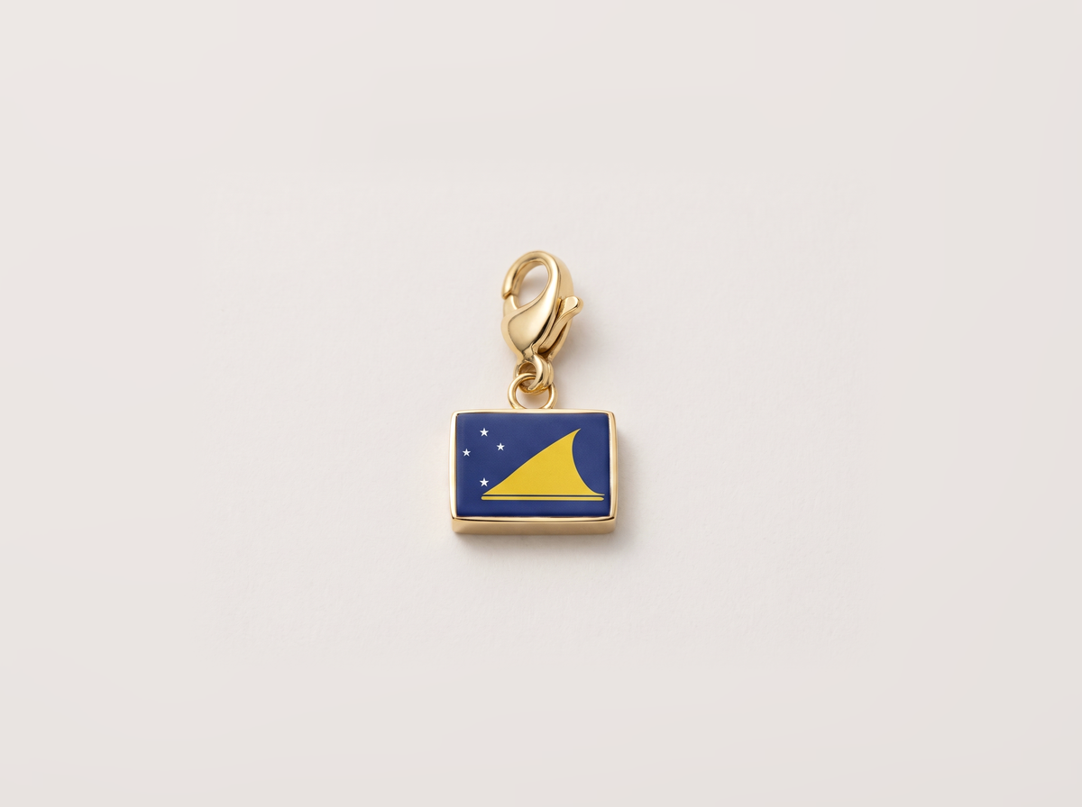Tokelau flag charm, gold